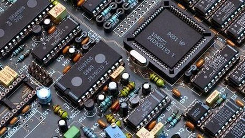 紫外负型光刻胶：揭秘其在半导体制造中的关键作用**